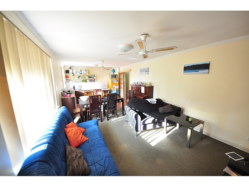 2B Strode Avenue, Hamilton Hill WA 6163