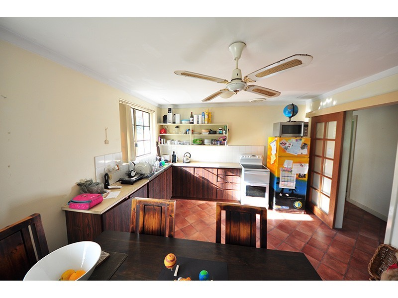 2B Strode Avenue, Hamilton Hill WA 6163