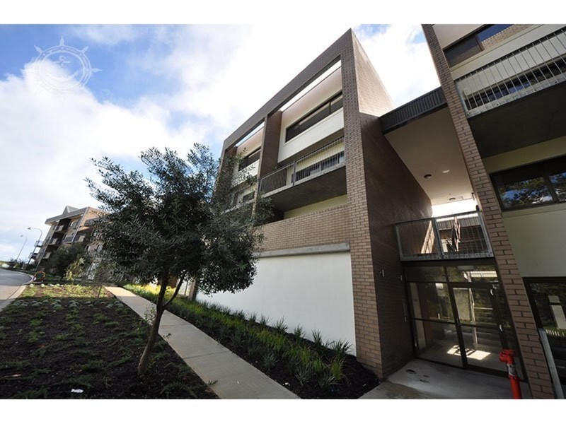 59 Breaksea Drive, North Coogee WA 6163