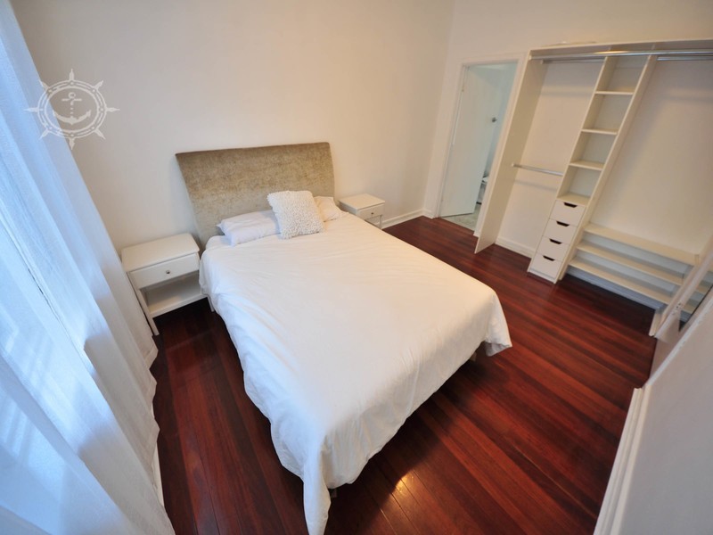 2/22 Caporn Street, Crawley WA 6009