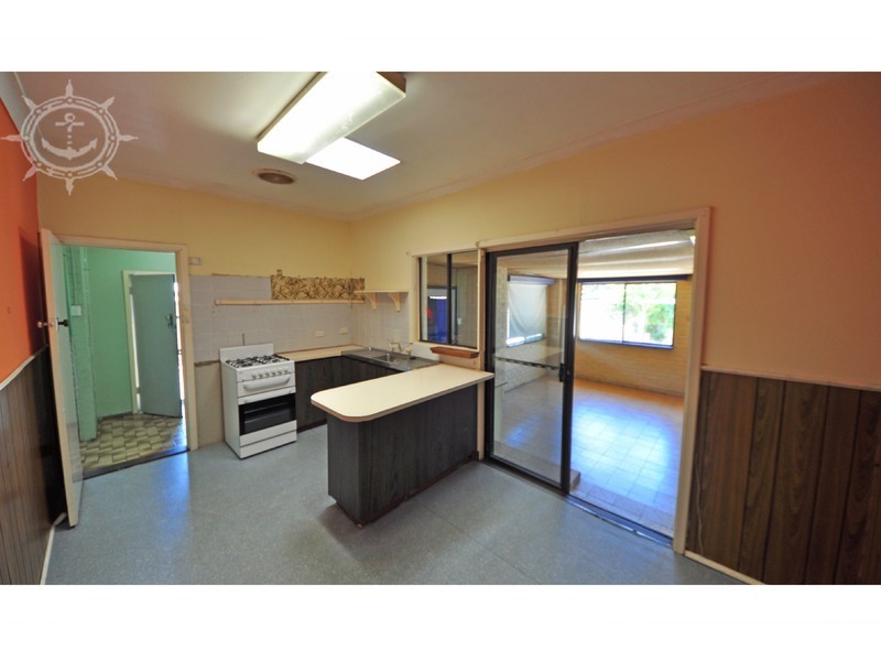 15 Thorsager Street, Coolbellup WA 6163