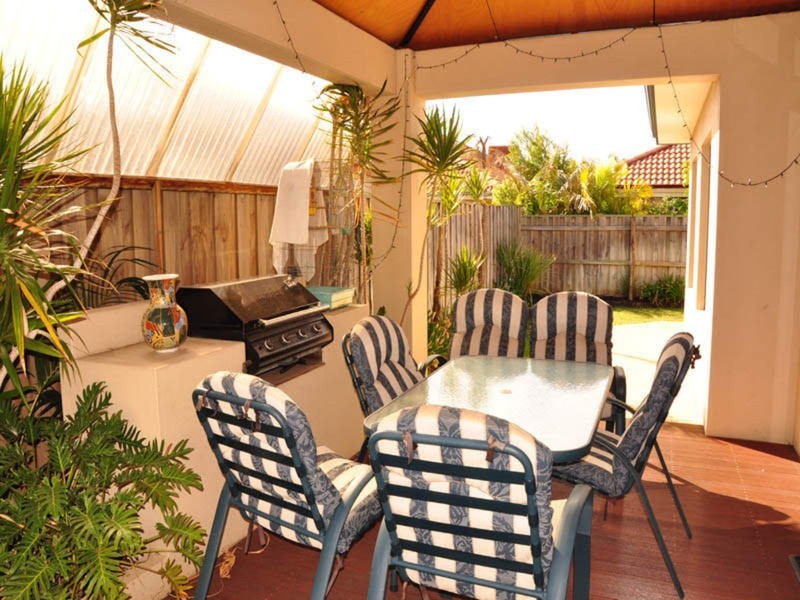 6 Audley Place, Canning Vale WA 6155