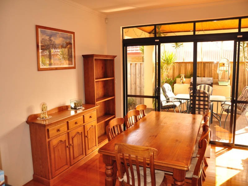 6 Audley Place, Canning Vale WA 6155