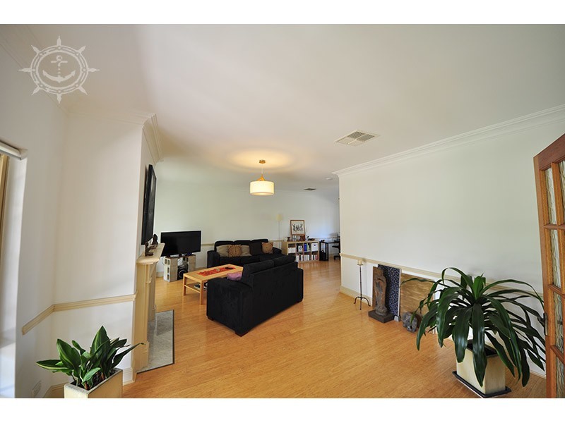 66 Turfan Way, Munster WA 6166