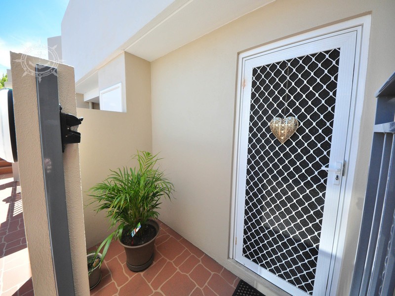 16/5 Bannister Street, Fremantle WA 6160