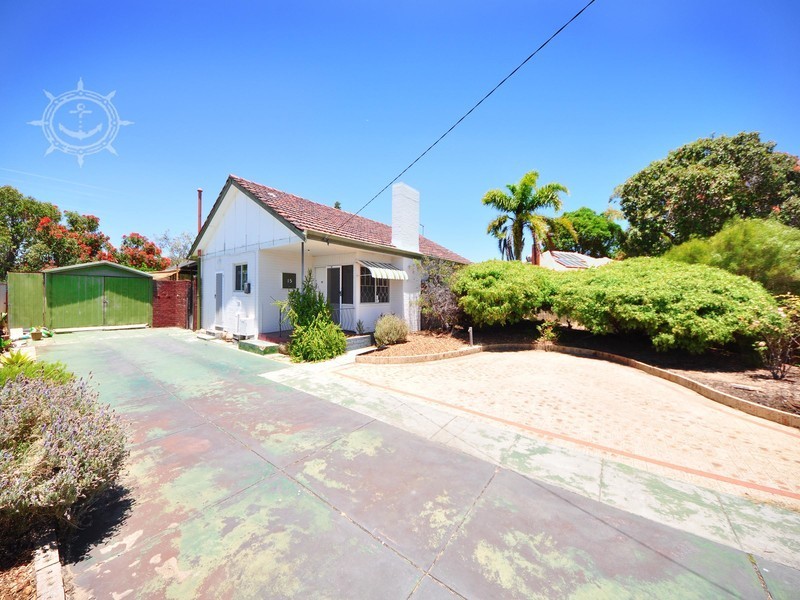 15 Thorsager Street, Coolbellup WA 6163