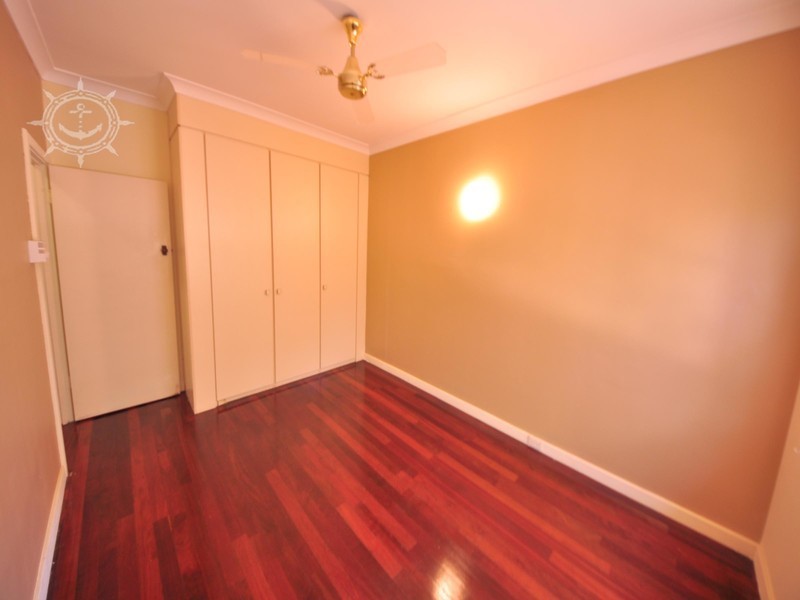 15 Thorsager Street, Coolbellup WA 6163