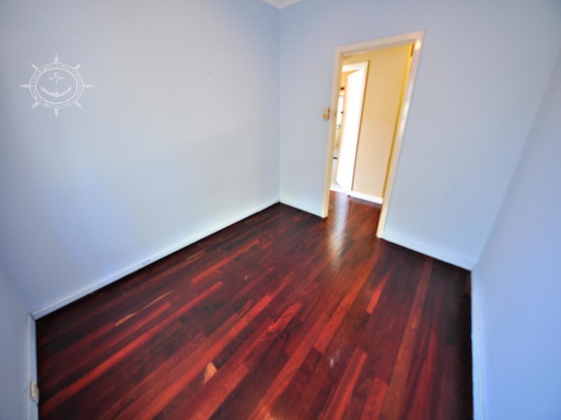 15 Thorsager Street, Coolbellup WA 6163