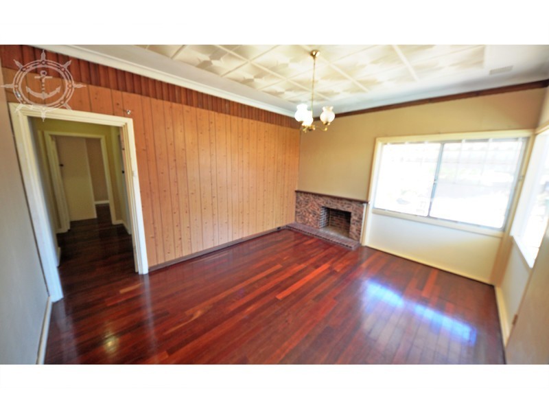 15 Thorsager Street, Coolbellup WA 6163