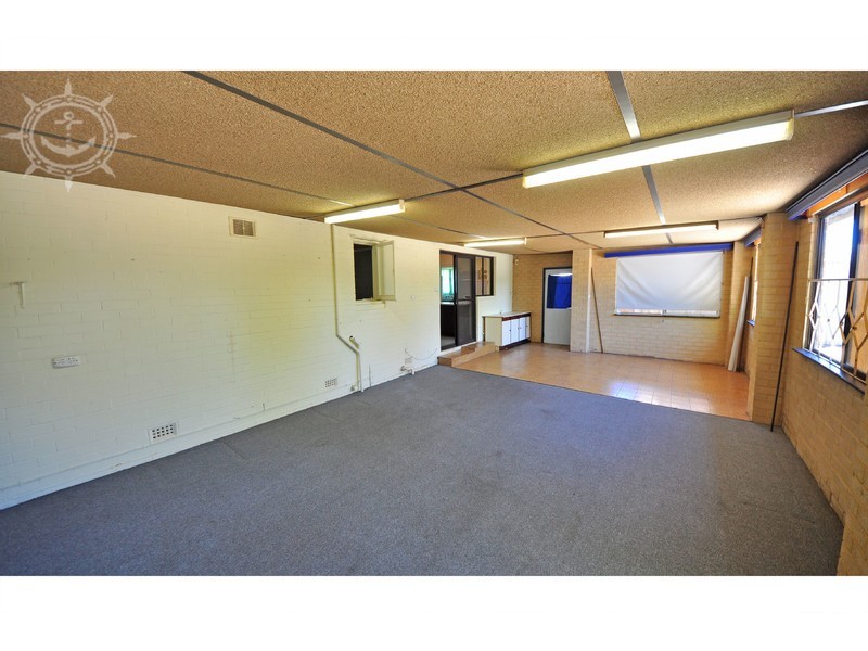 15 Thorsager Street, Coolbellup WA 6163