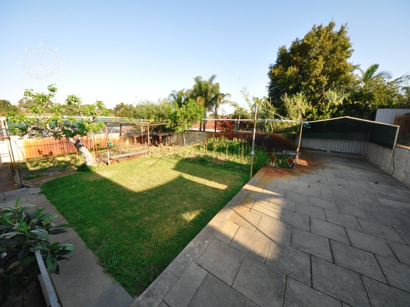 71 Newton Street, Spearwood WA 6163