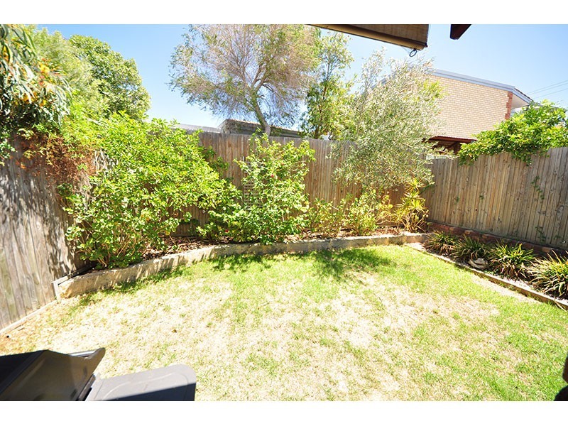 22 Bolton Place, Fremantle WA 6160