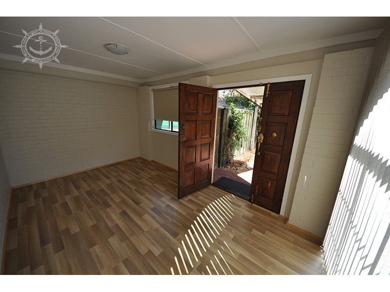 2B Strode Avenue, Hamilton Hill WA 6163
