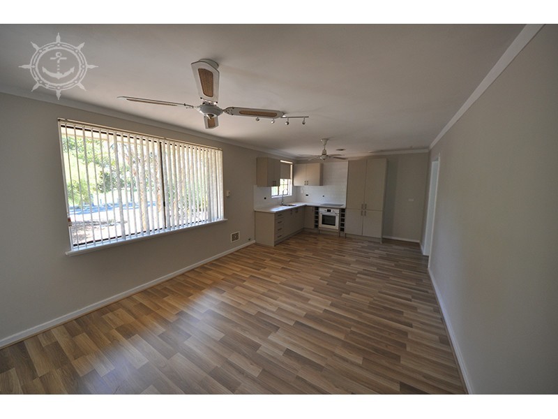 2B Strode Avenue, Hamilton Hill WA 6163