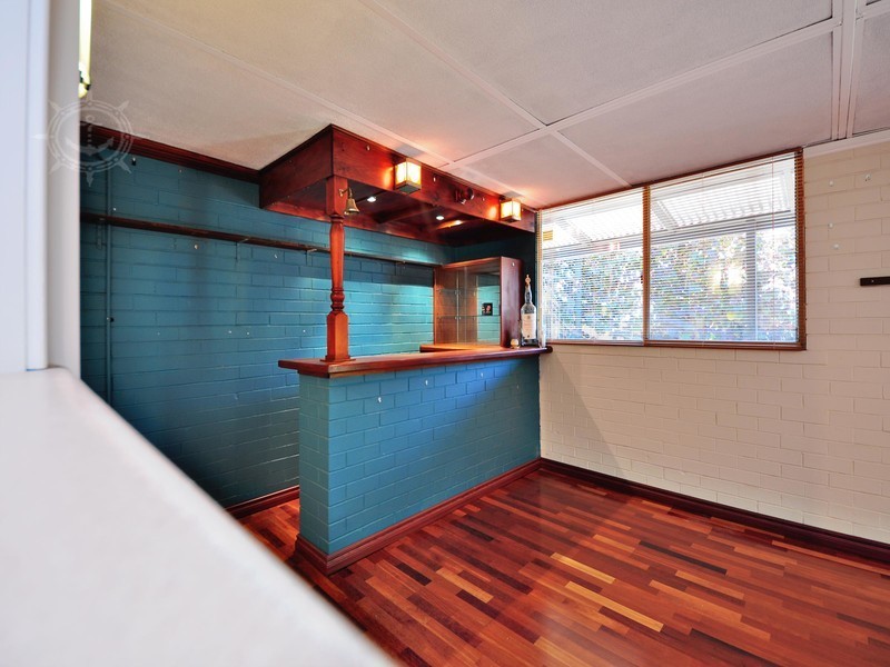 10 Ross Crt, Spearwood WA 6163