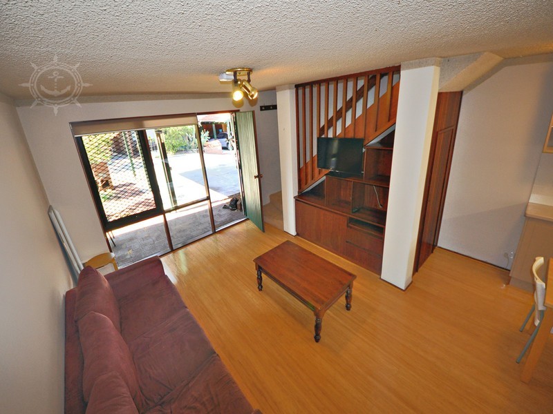 U19/10 Stirling Street, Fremantle WA 6160