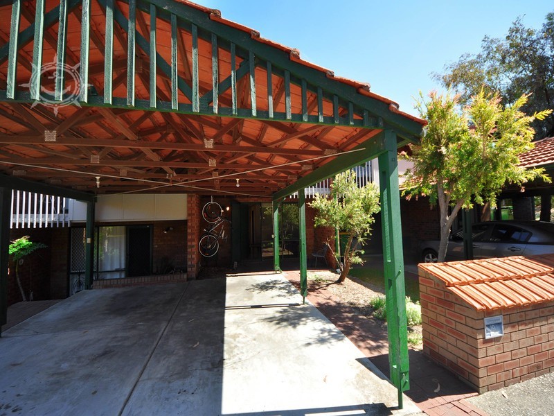 U19/10 Stirling Street, Fremantle WA 6160