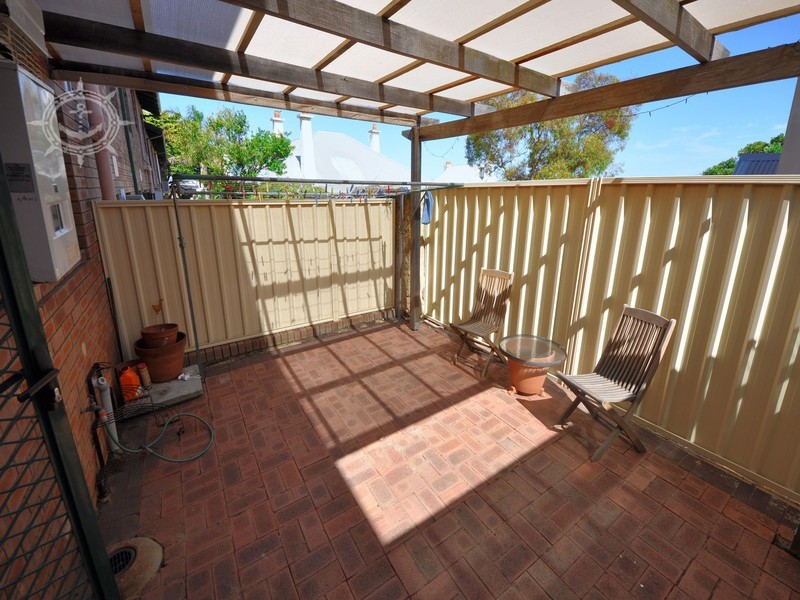U19/10 Stirling Street, Fremantle WA 6160