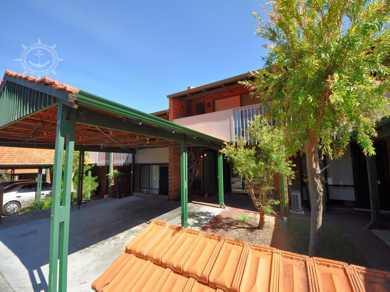 U19/10 Stirling Street, Fremantle WA 6160
