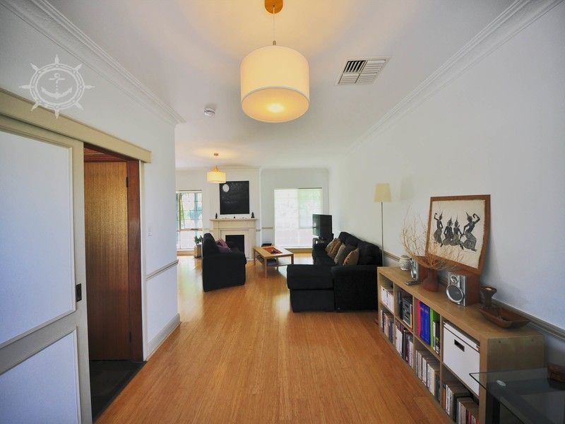 66 Turfan W, Munster WA 6166