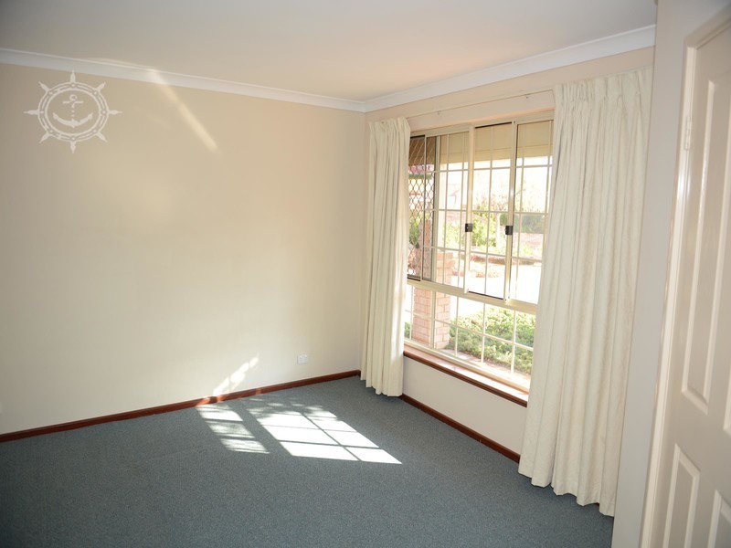 5 Marseille Mews, Port Kennedy WA 6172