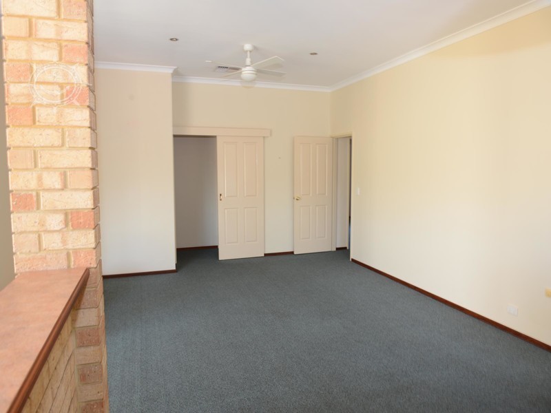 5 Marseille Mews, Port Kennedy WA 6172