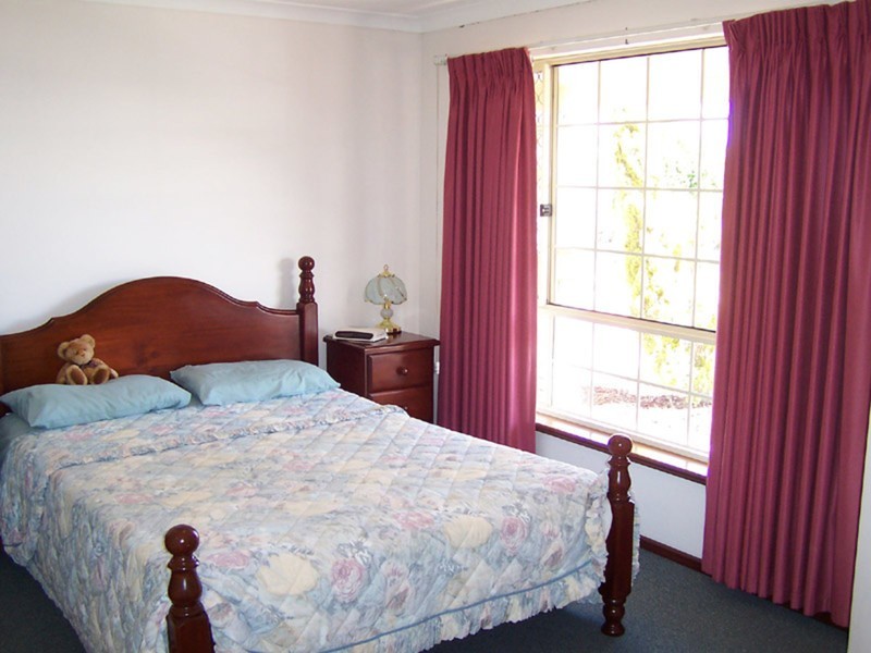 5 Marseille Mews, Port Kennedy WA 6172