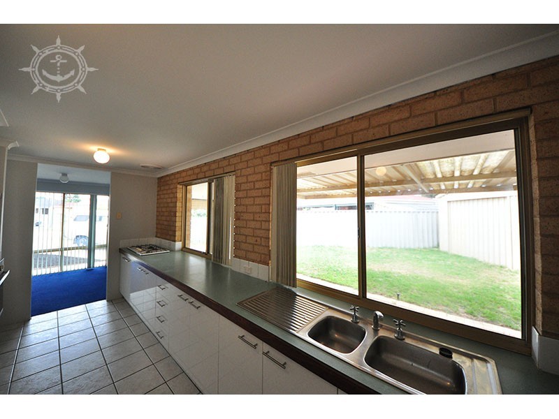 12 Orania Mews, Warnbro WA 6169