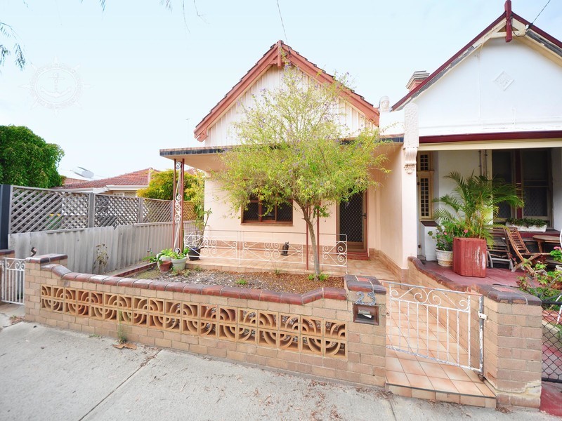23 Grey Street, Fremantle WA 6160