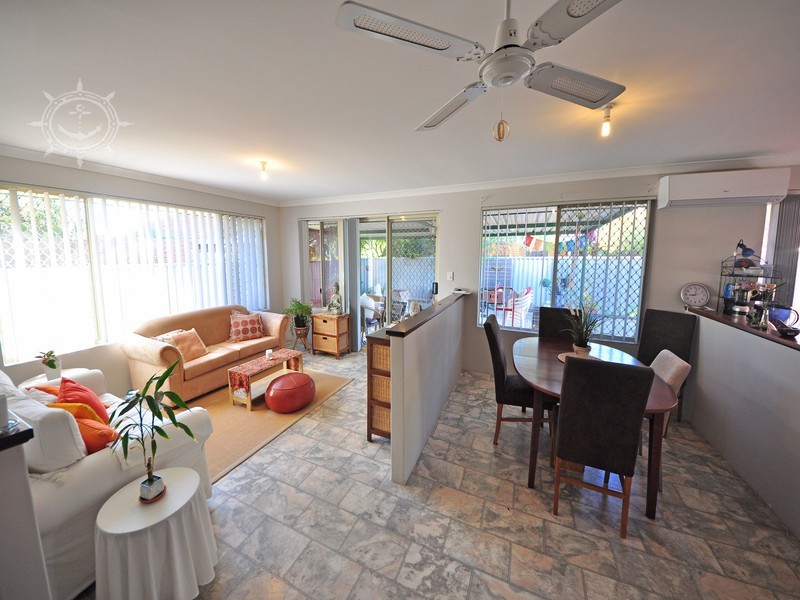 8B Rennie Crescent, Hilton WA 6163