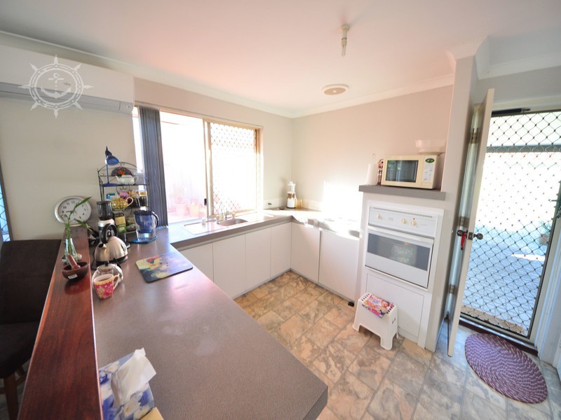 8B Rennie Crescent, Hilton WA 6163