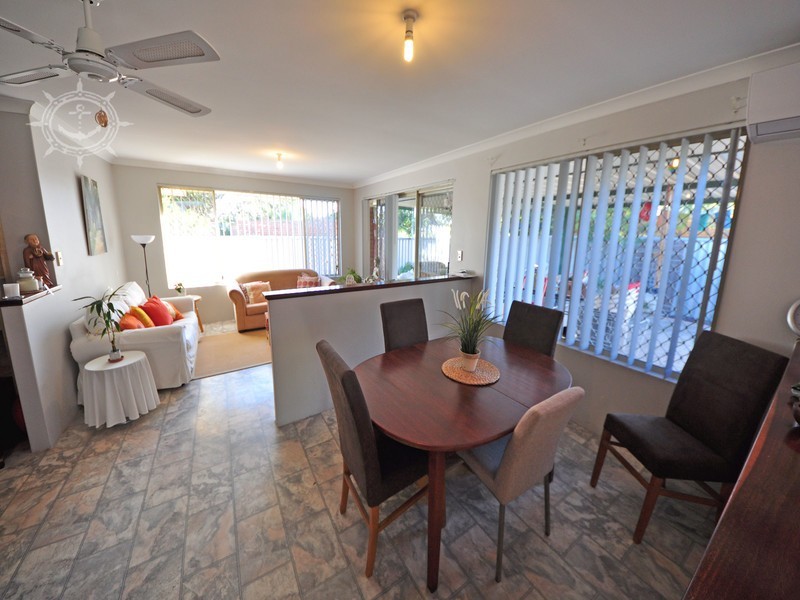 8B Rennie Crescent, Hilton WA 6163