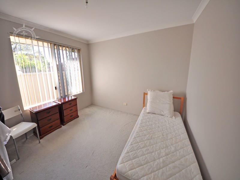 8B Rennie Crescent, Hilton WA 6163