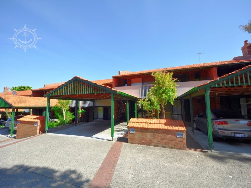 19/10 Stirling Street, Fremantle WA 6160