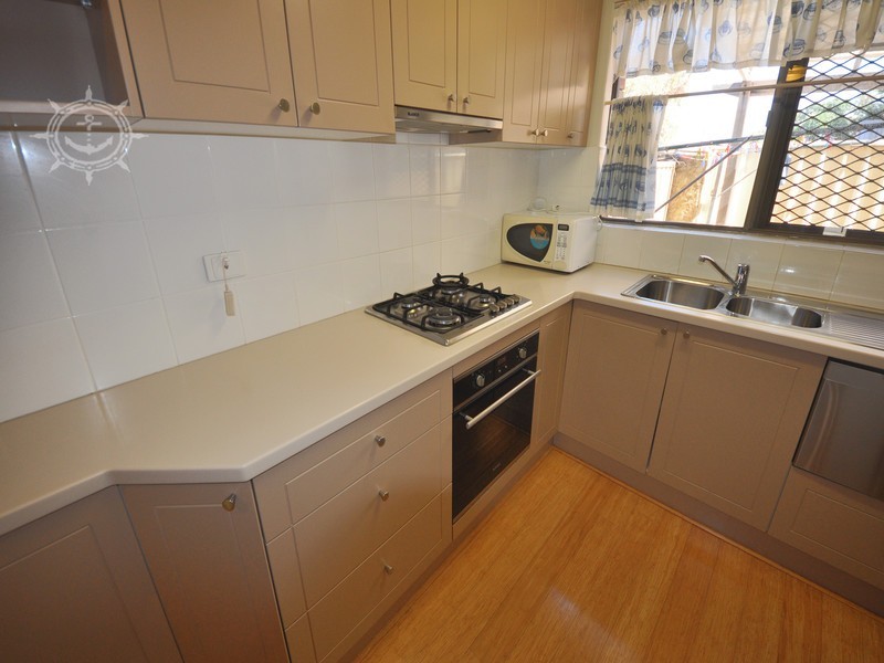 19/10 Stirling Street, Fremantle WA 6160