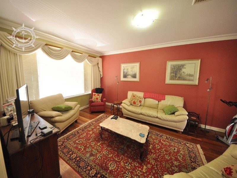 6 Morriett Street, Attadale WA 6156