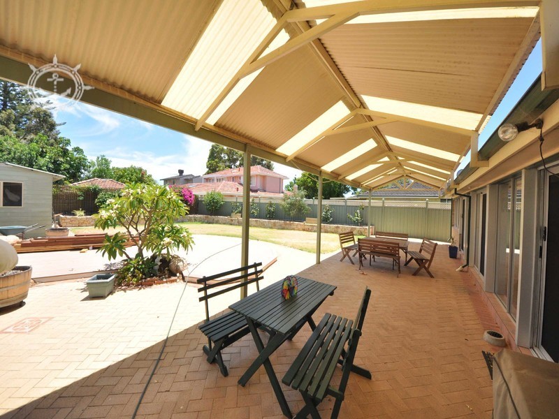 6 Morriett Street, Attadale WA 6156