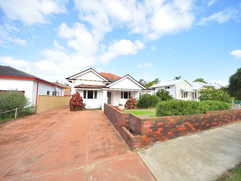 137 Marmion Street, Fremantle WA 6160