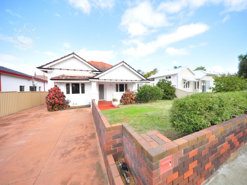 137 Marmion Street, Fremantle WA 6160
