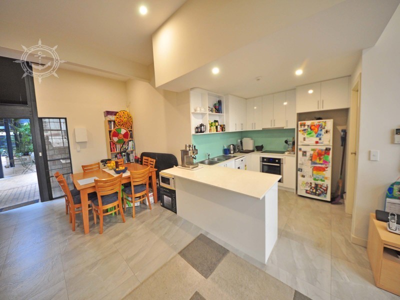 26/13 Cantonment Street, Fremantle WA 6160