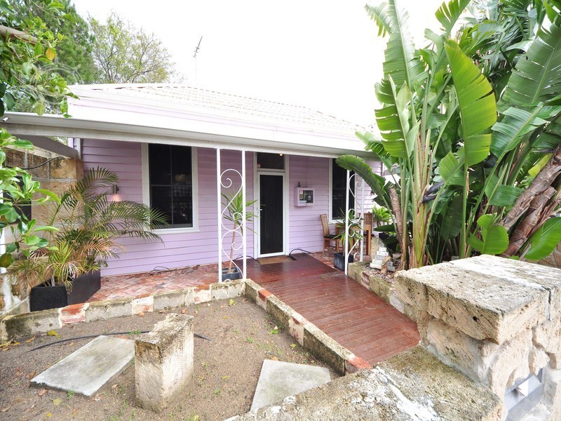 5 Inverleith Street, South Fremantle WA 6162