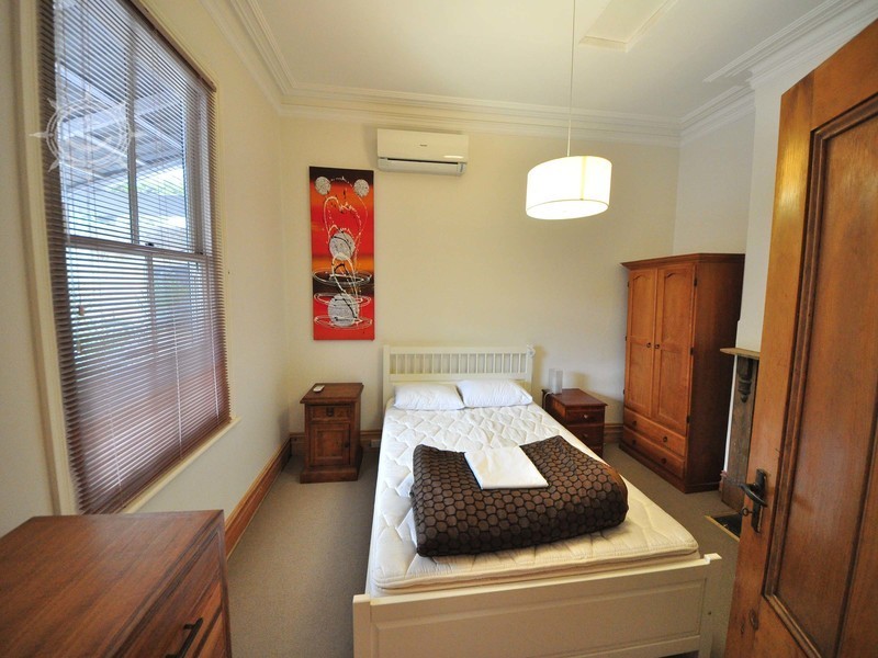 5 Inverleith Street, South Fremantle WA 6162