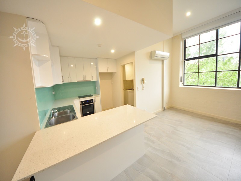 26/13 Cantonment Street, Fremantle WA 6160