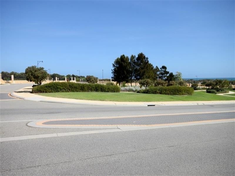 53 Montebello Boulevard, Two Rocks WA 6037