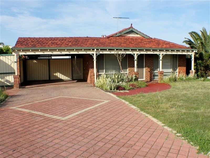 2 Carbla Court, Ballajura WA 6066