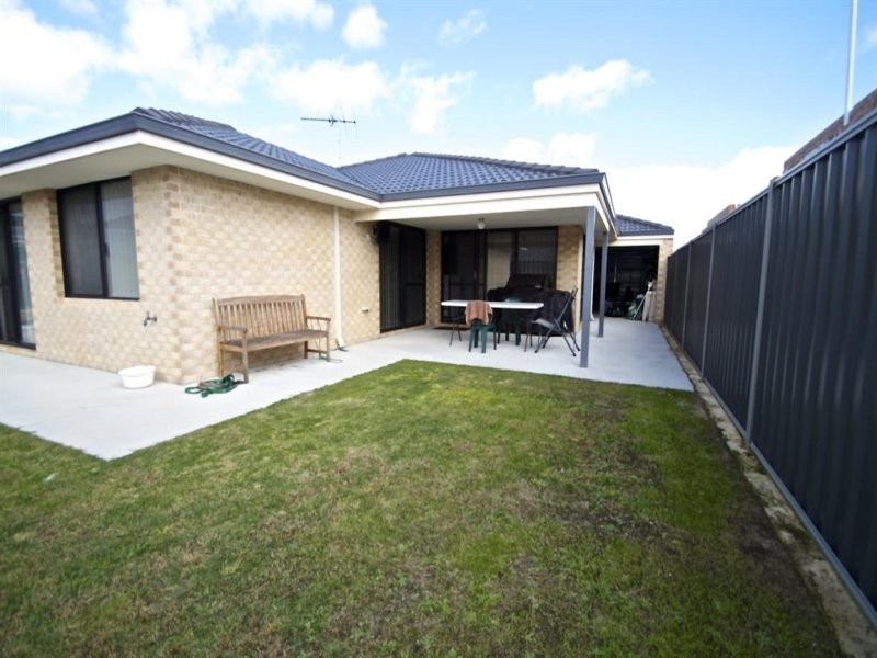 3 Rowntree Loop, Landsdale WA 6065