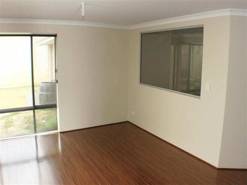 2 Tattershall Road, Darch WA 6065