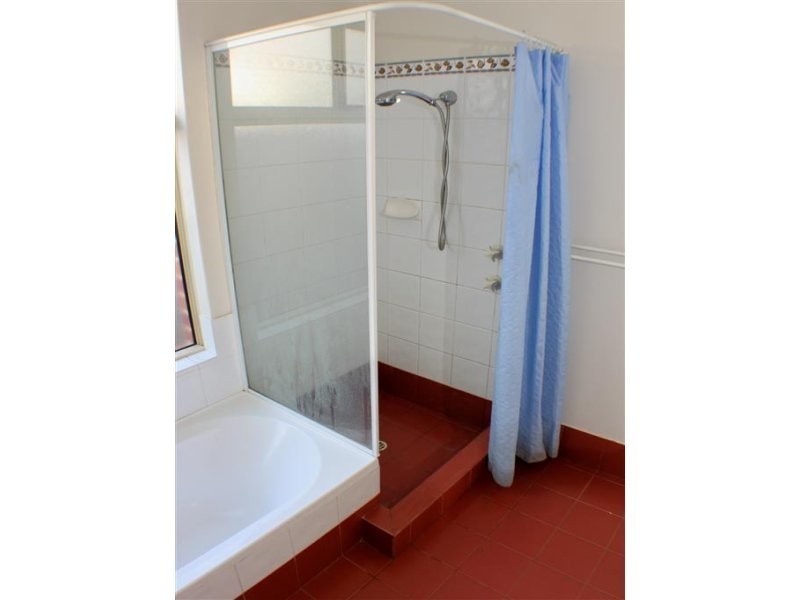 100A Ravenswood Drive, Nollamara WA 6061