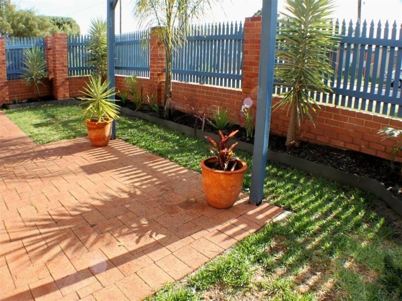 100A Ravenswood Drive, Nollamara WA 6061