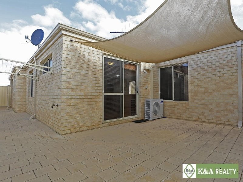 22B Hardcastle Avenue, Landsdale WA 6065